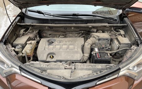 Toyota RAV4, 2016 год, 2 300 000 рублей, 8 фотография