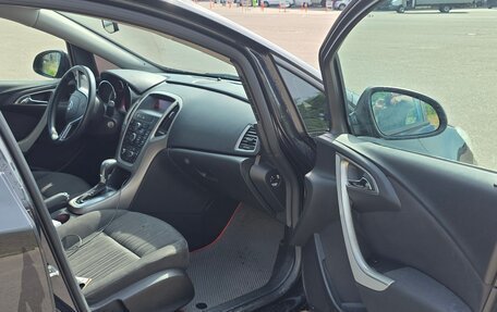 Opel Astra J, 2012 год, 650 000 рублей, 11 фотография
