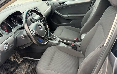 Volkswagen Jetta VI, 2015 год, 1 050 000 рублей, 6 фотография