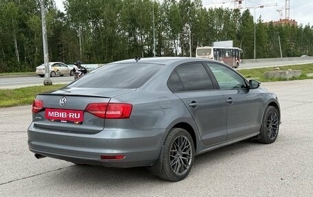 Volkswagen Jetta VI, 2015 год, 1 050 000 рублей, 2 фотография