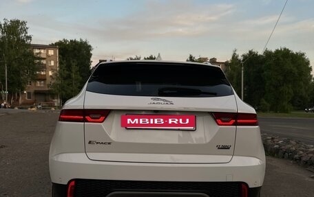 Jaguar E-Pace, 2018 год, 3 550 000 рублей, 4 фотография
