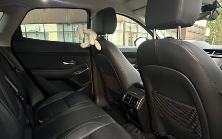Jaguar E-Pace, 2018 год, 3 550 000 рублей, 16 фотография