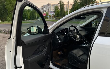 Jaguar E-Pace, 2018 год, 3 550 000 рублей, 31 фотография
