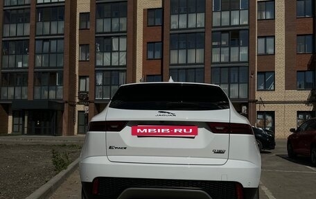 Jaguar E-Pace, 2018 год, 3 550 000 рублей, 39 фотография