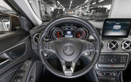 Mercedes-Benz GLA, 2017 год, 2 840 000 рублей, 10 фотография