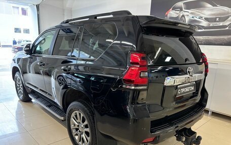 Toyota Land Cruiser Prado 150 рестайлинг 2, 2018 год, 4 750 000 рублей, 5 фотография