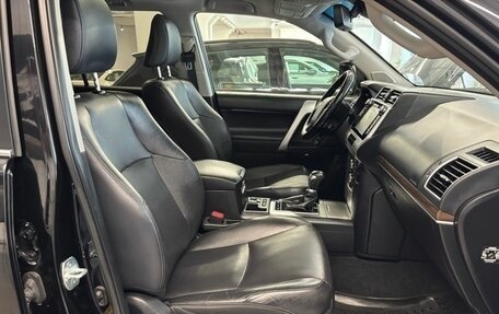 Toyota Land Cruiser Prado 150 рестайлинг 2, 2018 год, 4 750 000 рублей, 15 фотография