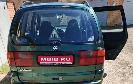Volkswagen Sharan I рестайлинг, 1997 год, 275 000 рублей, 4 фотография