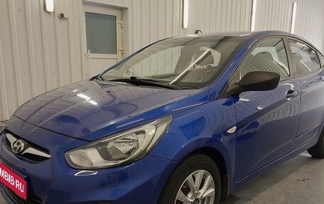 Hyundai Solaris II рестайлинг, 2012 год, 669 000 рублей, 3 фотография