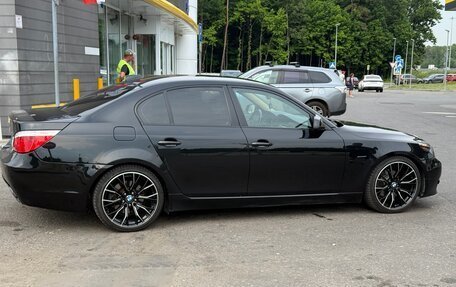 BMW 5 серия, 2009 год, 1 500 000 рублей, 3 фотография