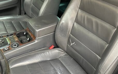 Volkswagen Touareg III, 2004 год, 620 000 рублей, 18 фотография