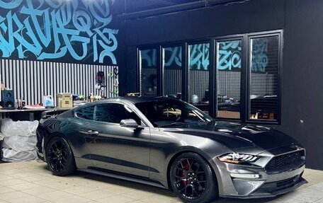 Ford Mustang VI рестайлинг, 2018 год, 3 520 000 рублей, 4 фотография