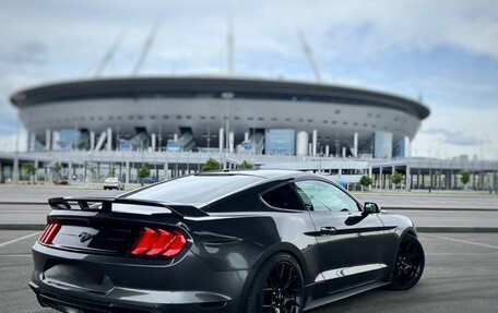 Ford Mustang VI рестайлинг, 2018 год, 3 520 000 рублей, 3 фотография