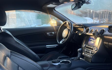 Ford Mustang VI рестайлинг, 2018 год, 3 520 000 рублей, 6 фотография