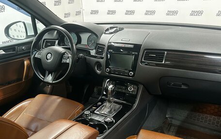 Volkswagen Touareg III, 2013 год, 2 184 000 рублей, 3 фотография