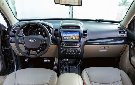 KIA Sorento II рестайлинг, 2013 год, 1 595 000 рублей, 16 фотография