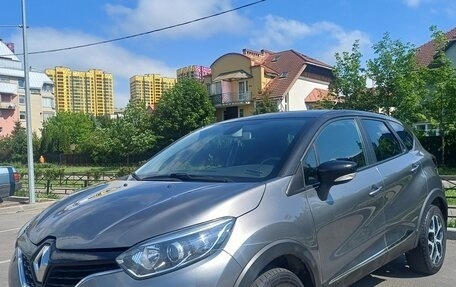 Renault Kaptur I рестайлинг, 2018 год, 1 650 000 рублей, 1 фотография