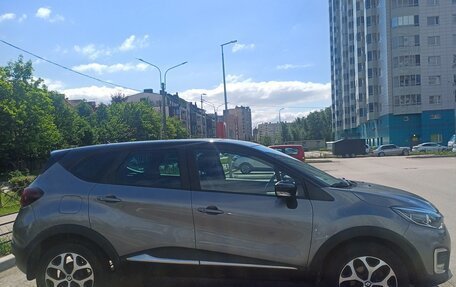 Renault Kaptur I рестайлинг, 2018 год, 1 650 000 рублей, 4 фотография