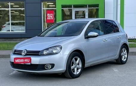 Volkswagen Golf VI, 2012 год, 835 000 рублей, 1 фотография