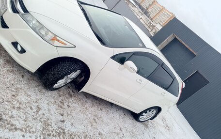 Honda Stream II, 2010 год, 1 070 000 рублей, 9 фотография