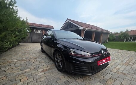 Volkswagen Golf GTI VII, 2013 год, 2 200 000 рублей, 2 фотография