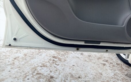 Honda Stream II, 2010 год, 1 070 000 рублей, 13 фотография