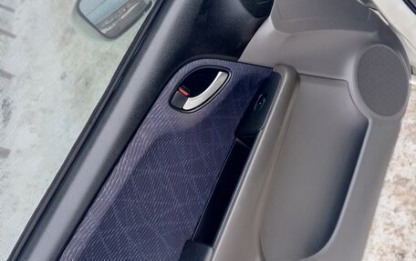 Honda Stream II, 2010 год, 1 070 000 рублей, 14 фотография