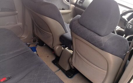 Honda Stream II, 2010 год, 1 070 000 рублей, 19 фотография