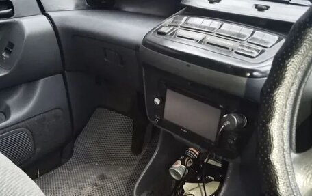 Toyota Estima III рестайлинг -2, 1995 год, 350 000 рублей, 9 фотография