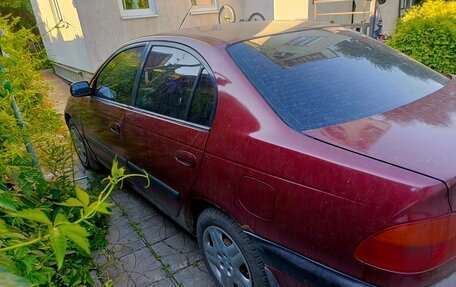 Toyota Avensis III рестайлинг, 1999 год, 230 000 рублей, 2 фотография