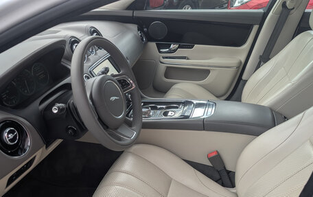 Jaguar XJ IV (X351), 2012 год, 2 150 000 рублей, 7 фотография