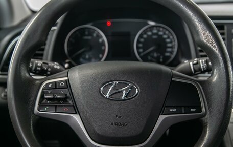 Hyundai Elantra VI рестайлинг, 2016 год, 1 350 000 рублей, 14 фотография