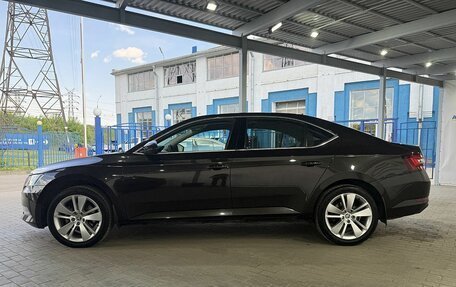 Skoda Superb III рестайлинг, 2015 год, 1 599 000 рублей, 2 фотография