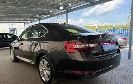 Skoda Superb III рестайлинг, 2015 год, 1 599 000 рублей, 3 фотография