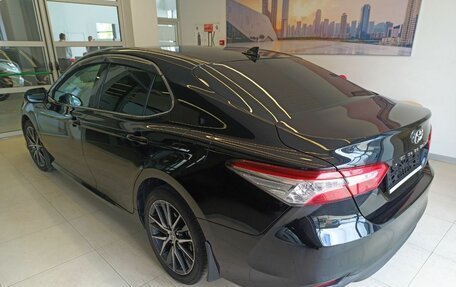 Toyota Camry, 2021 год, 3 860 500 рублей, 6 фотография