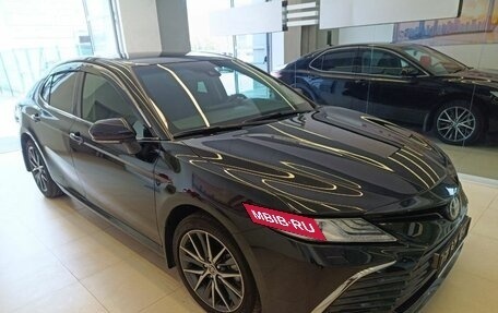 Toyota Camry, 2021 год, 3 860 500 рублей, 3 фотография
