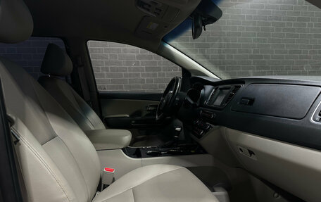 KIA Carnival III, 2020 год, 2 899 000 рублей, 10 фотография