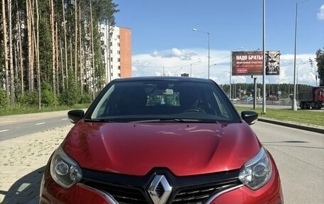 Renault Kaptur I рестайлинг, 2019 год, 1 700 000 рублей, 3 фотография