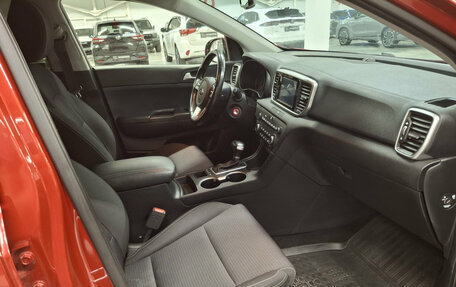 KIA Sportage IV рестайлинг, 2019 год, 2 399 000 рублей, 13 фотография