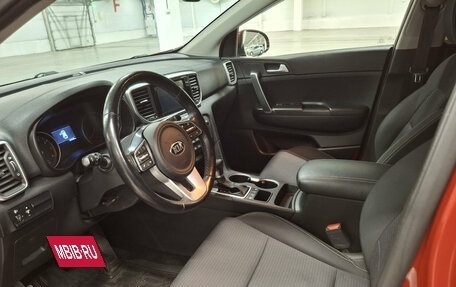 KIA Sportage IV рестайлинг, 2019 год, 2 399 000 рублей, 20 фотография