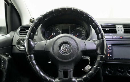 Volkswagen Polo VI (EU Market), 2012 год, 696 000 рублей, 8 фотография