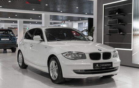 BMW 1 серия, 2011 год, 745 000 рублей, 2 фотография