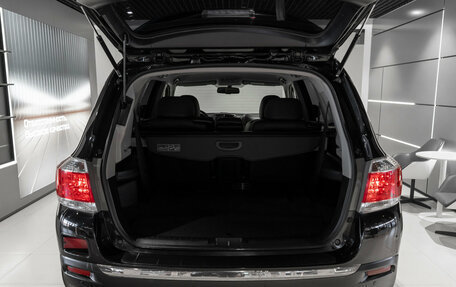 Toyota Highlander III, 2011 год, 1 695 000 рублей, 24 фотография