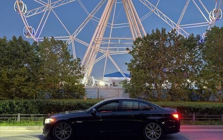 BMW 5 серия, 2013 год, 1 600 000 рублей, 2 фотография
