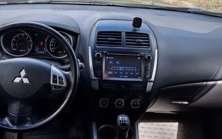 Mitsubishi ASX I рестайлинг, 2010 год, 675 000 рублей, 2 фотография