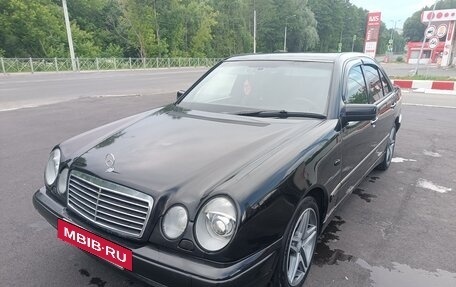 Mercedes-Benz E-Класс, 1997 год, 500 000 рублей, 8 фотография