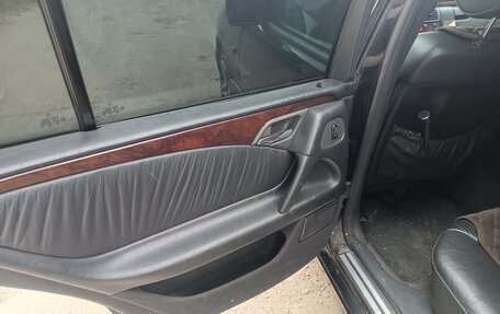 Mercedes-Benz E-Класс, 1997 год, 500 000 рублей, 16 фотография