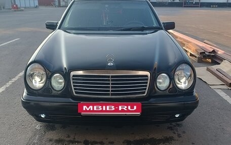 Mercedes-Benz E-Класс, 1997 год, 500 000 рублей, 23 фотография