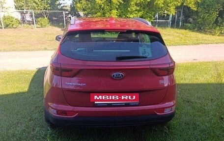 KIA Sportage IV рестайлинг, 2018 год, 2 050 000 рублей, 2 фотография