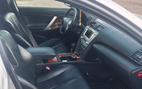Toyota Camry, 2010 год, 1 130 000 рублей, 12 фотография